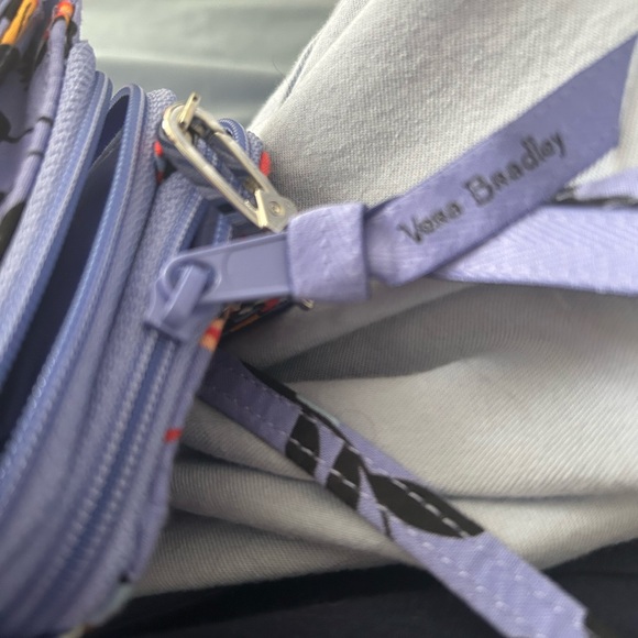 NWT Vera Bradley Quilted Floral Crossbody Hipster Wallet RFID w/Mural Print - Picture 7 of 15